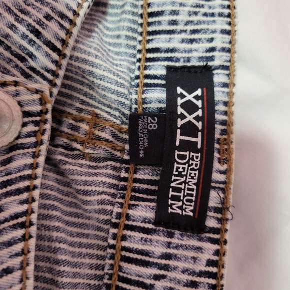 Striped skinny denim jeans - Picture 3 of 4